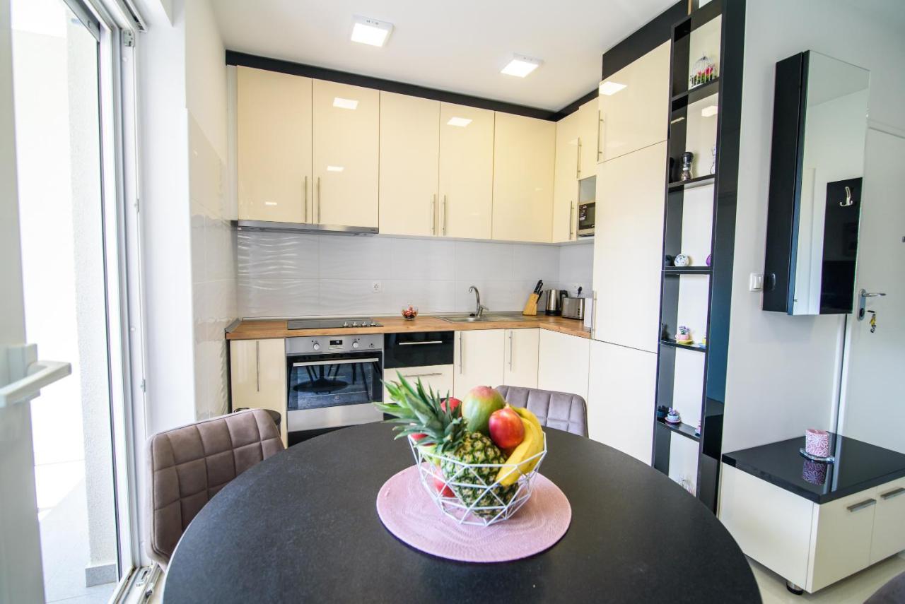 Lorena Luxury Apartment Makarska Zewnętrze zdjęcie